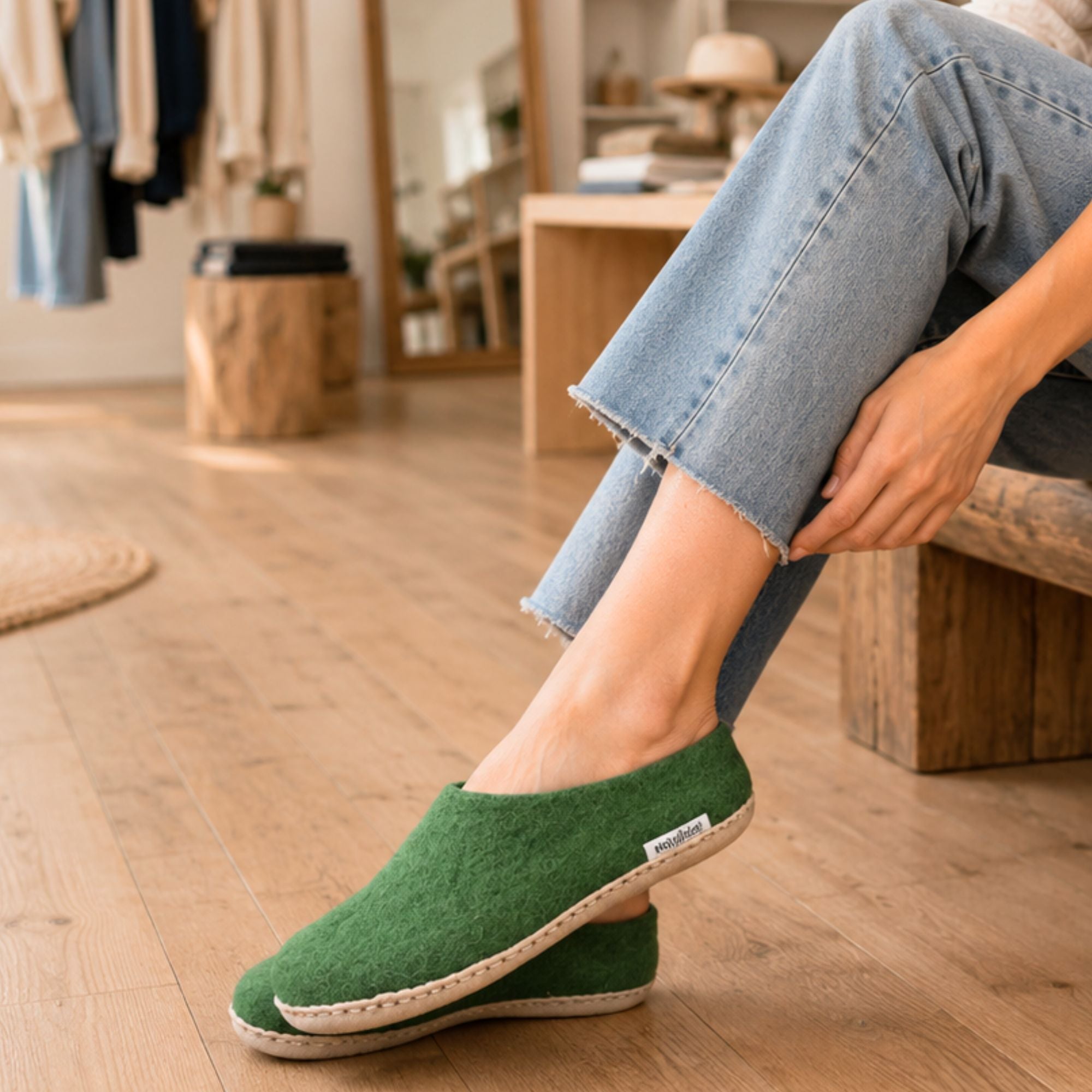 Forest Green Handmade Wool Felt Indoor Slipper with Leather Sole