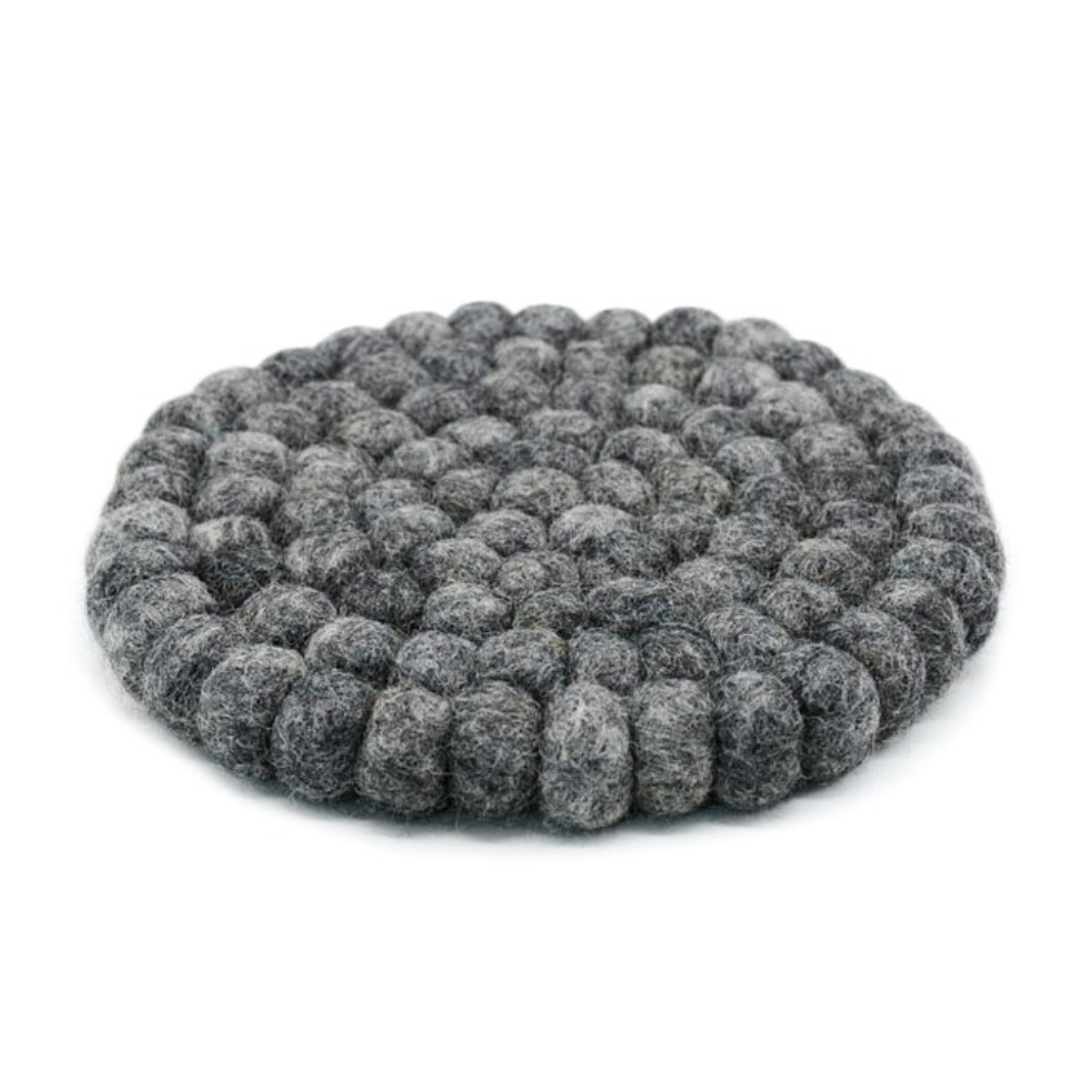 Dessous de plat et dessous de verre en boules de feutre de laine faites à la main gris anthracite, protection de table