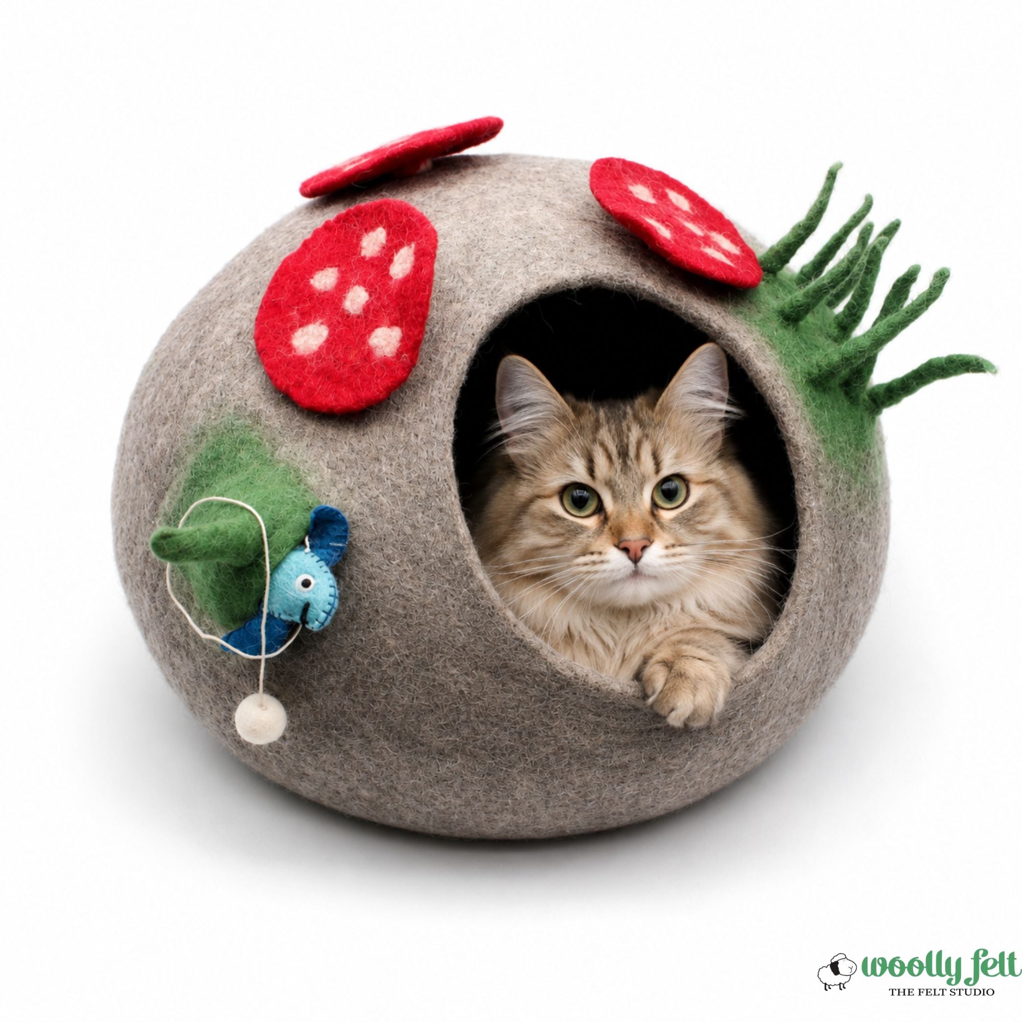 Round Felts Cat Cocoon In Unique Design - Wool Pet Bed - Hand-Felted Cat Bed Using 100% Pure Sheepskin - Durable And Comfy Cat Furniture