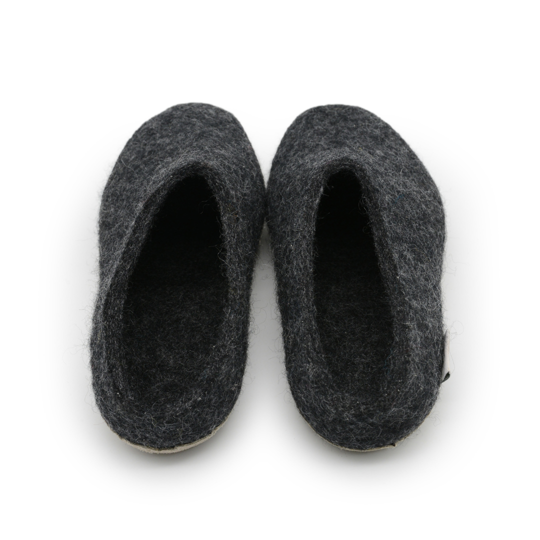 Charcoal Grey Handmade Wool Felt Indoor Slipper with Leather Sole