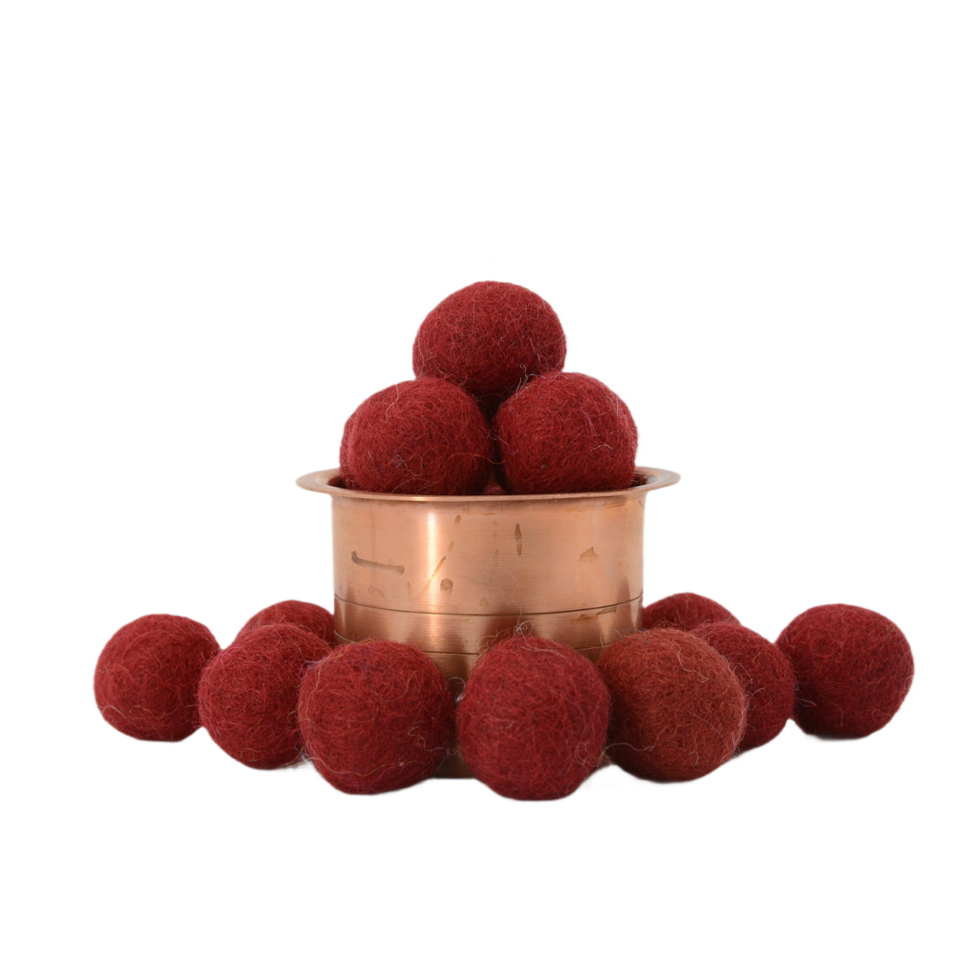 Boules en feutre de laine marron faites à la main Pompons artisanaux