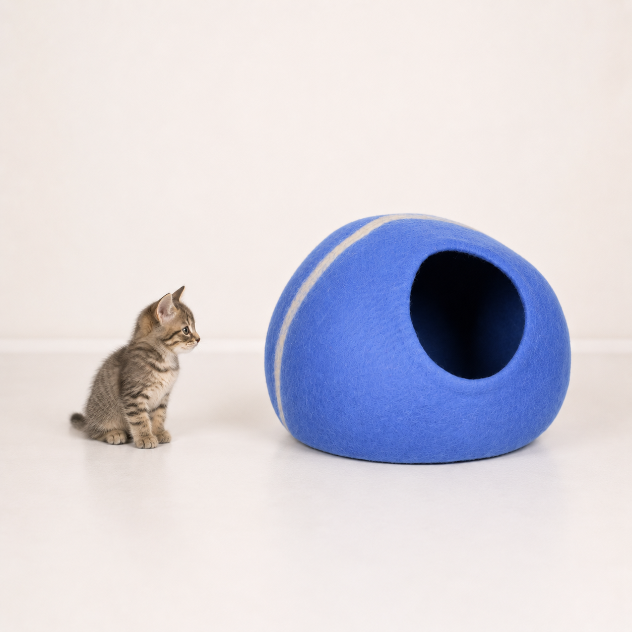 フェルト製猫用洞窟 - ウールフェルト製ペットベッド - 暖かく居心地の良い猫の家 - ペットのための手作りの居心地の良いくつろぎの場所
