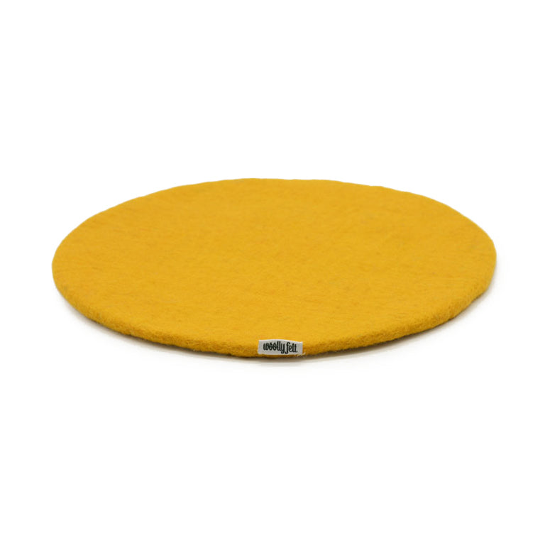 Coussin de chaise plat en feutre uni jaune fait main, fin en laine