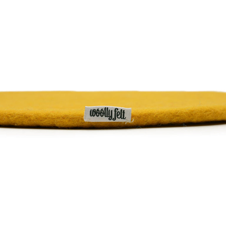 Coussin de chaise plat en feutre uni jaune fait main, fin en laine
