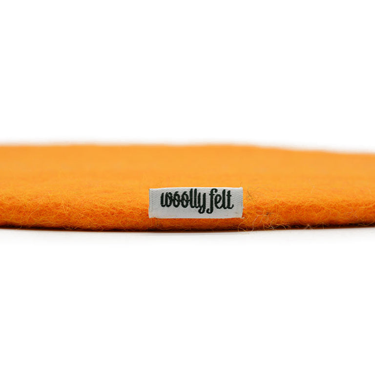 Galette de chaise en feutre plat orange unie faite à la main, coussin d'assise fin en laine