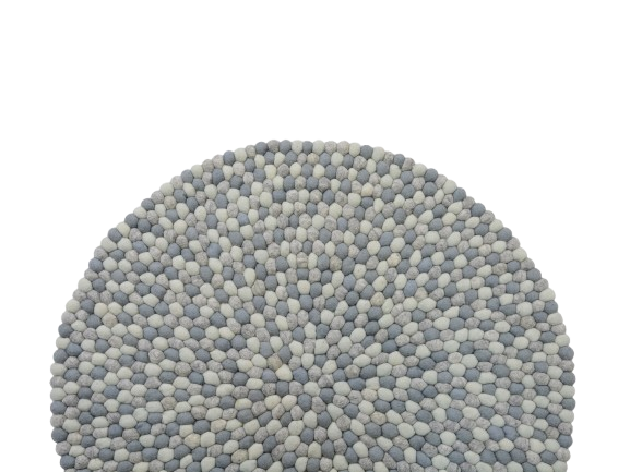 Tappeto rotondo fatto a mano in feltro misto grigio e lana.