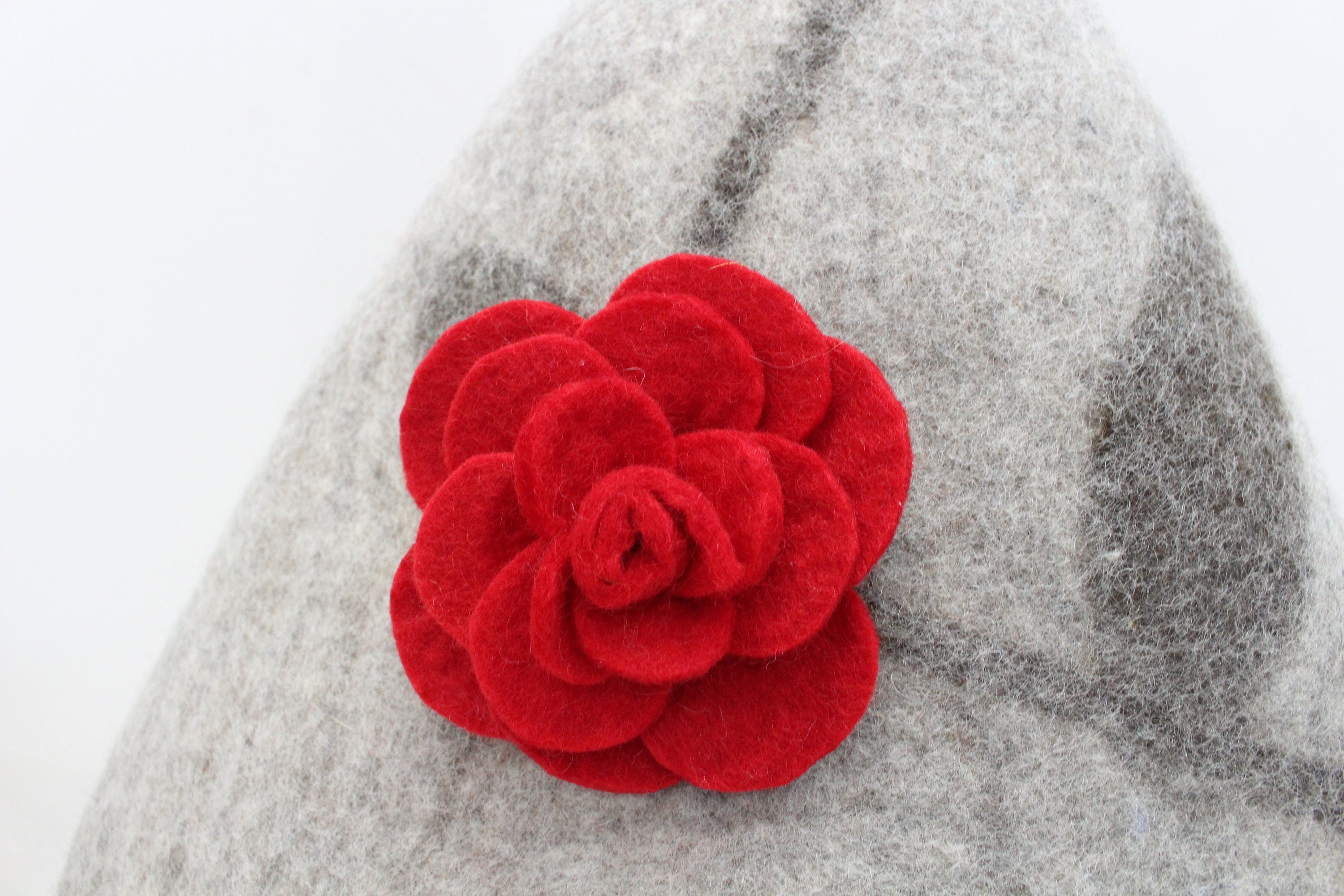 Felted Wool Cat Cave – Designer Pet Bed with Flower Detail