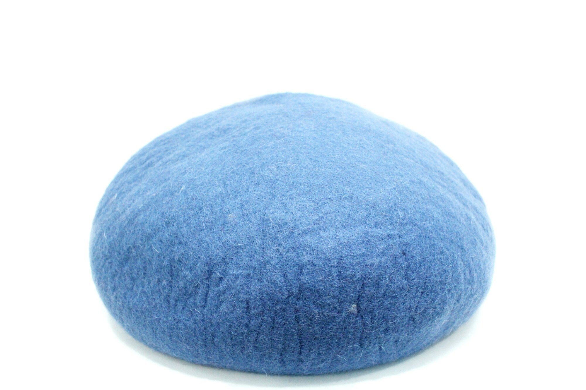 Cuccia per gatti in lana fatta a mano – Bluish Stone, accogliente rifugio per gatti