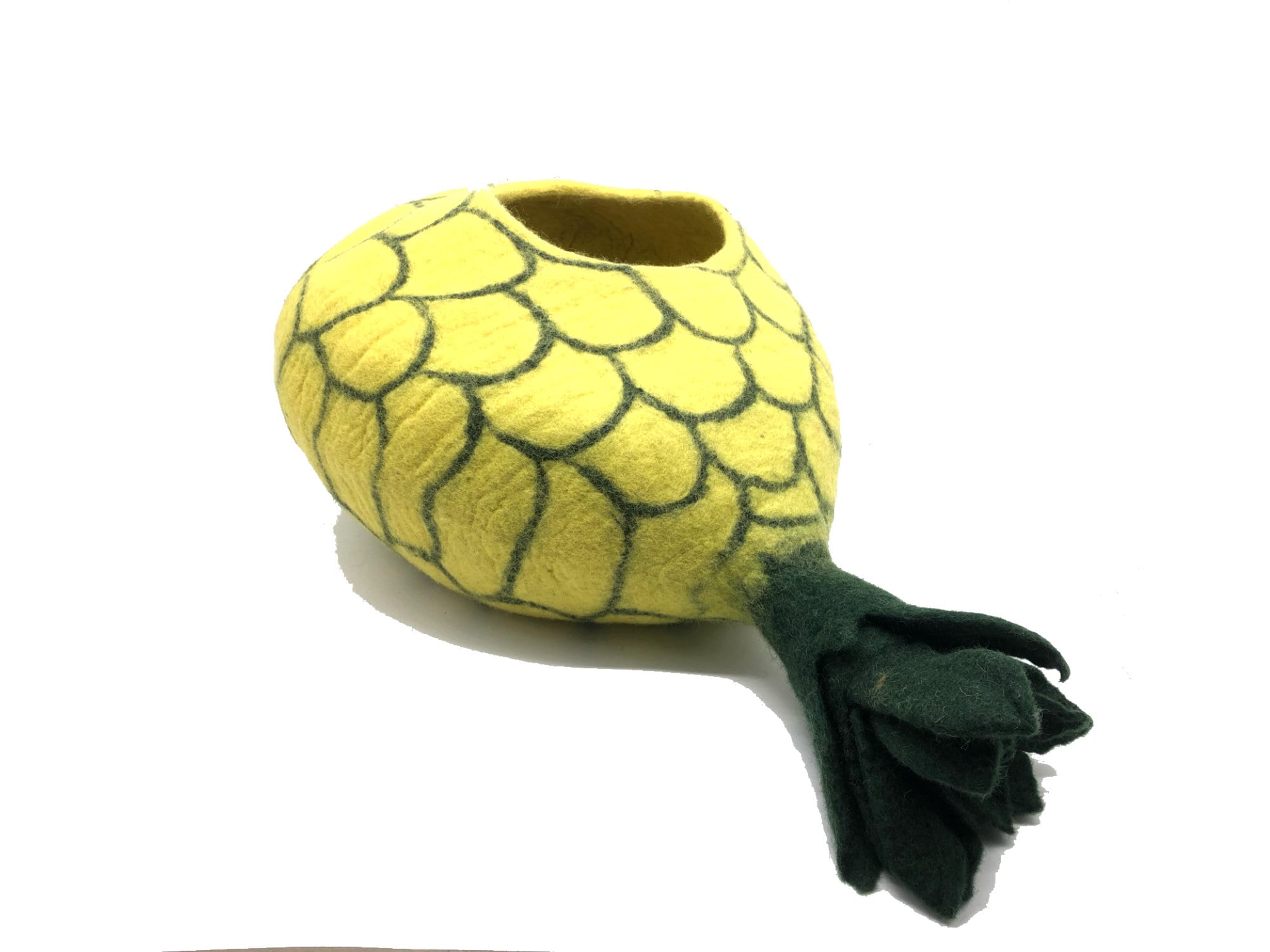 Pineapple Shaped Handmade Felt Cat Cave- Wool Cat Bed Using 100% Pure Wool - Pet Bedding - Modern Pet Furniture