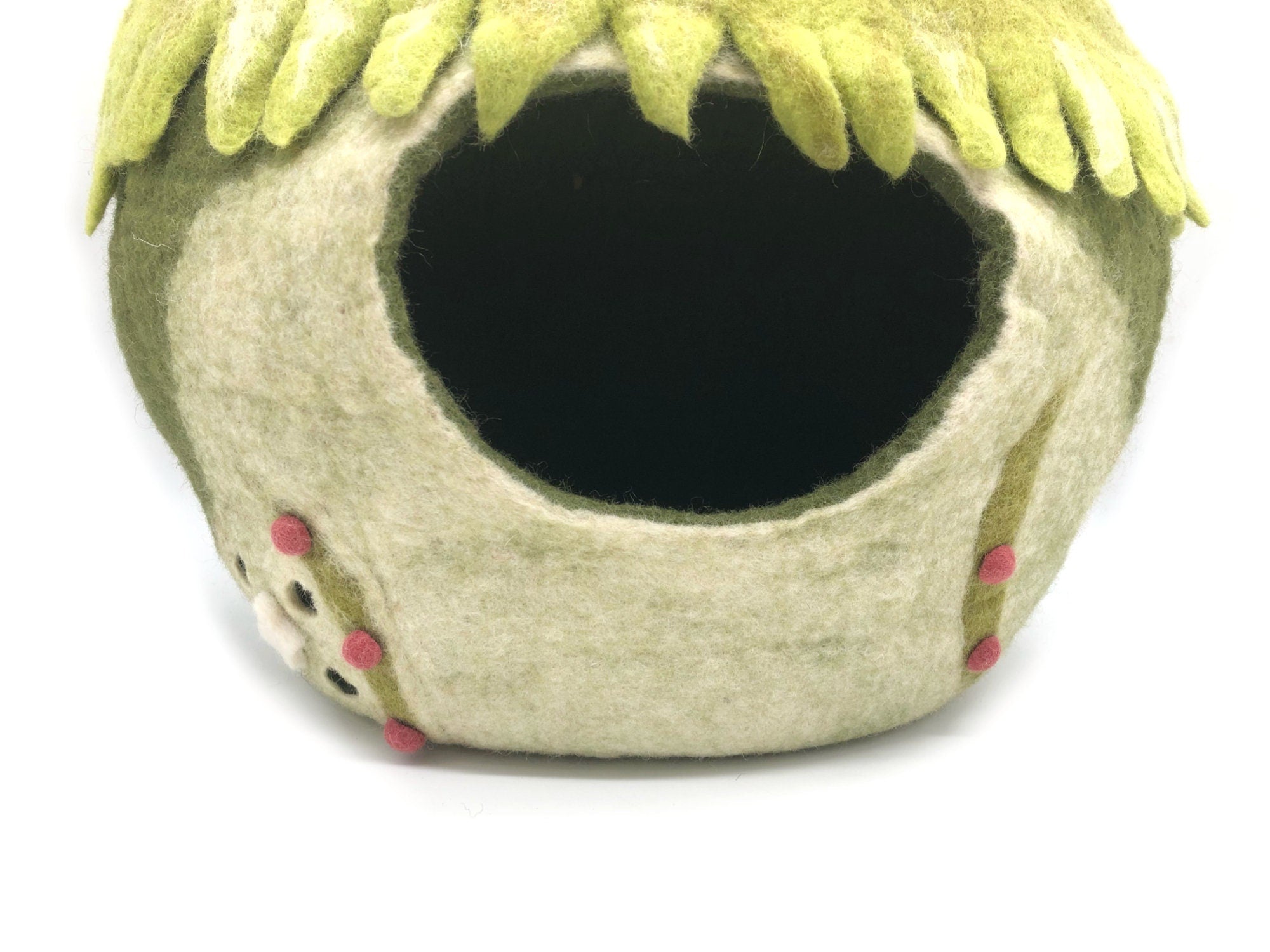 Felted Hideaway - Cozy Kitty Bed - Felt Cat Cocoon - Felted Cozy Pet House - Pet Bed - Dome Kitty Basket