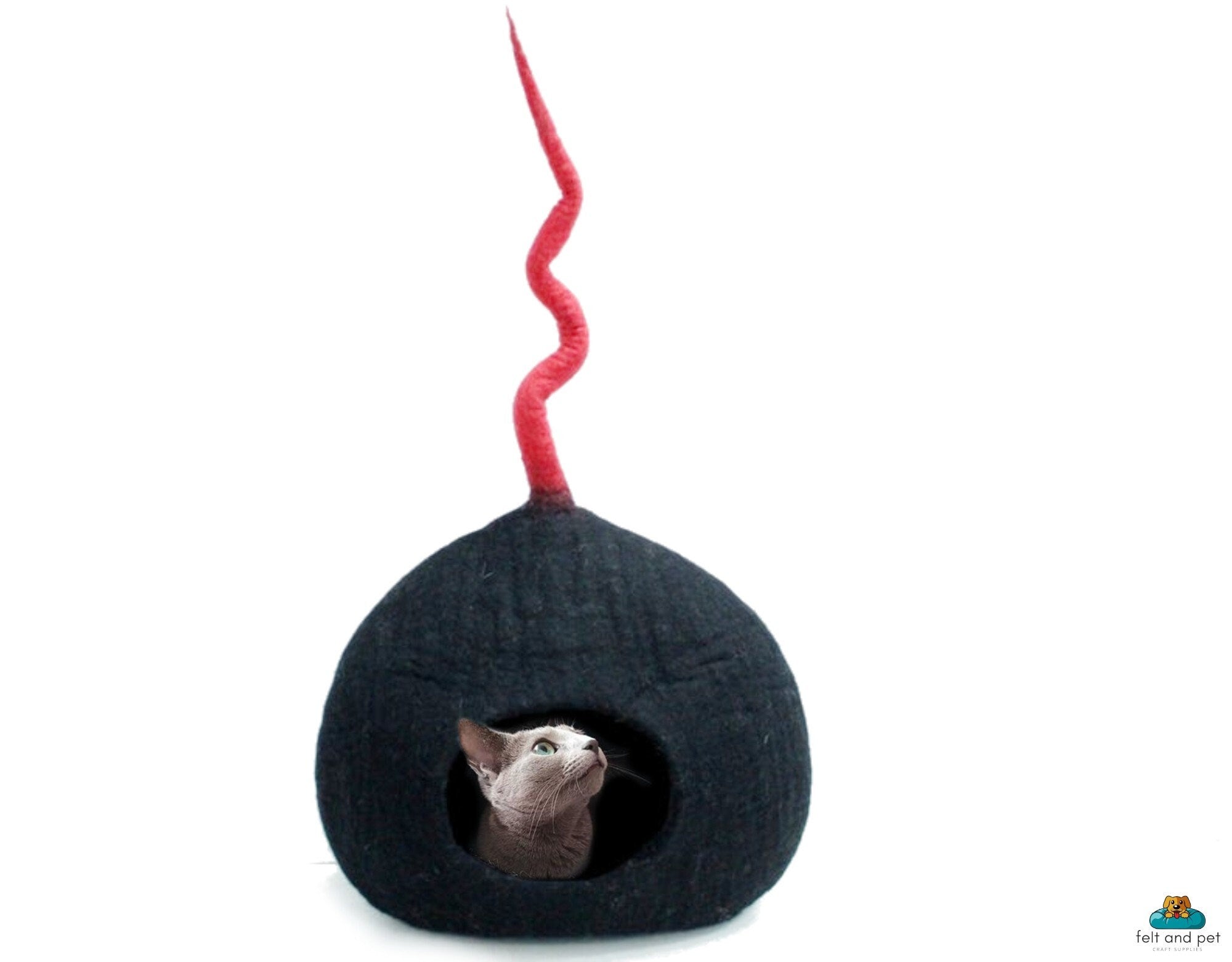Black Felt Cat Cave Pod - Handmade Wool Pet Bed - Cozy Cat House Furniture - Ideal Gift for Pet Lovers