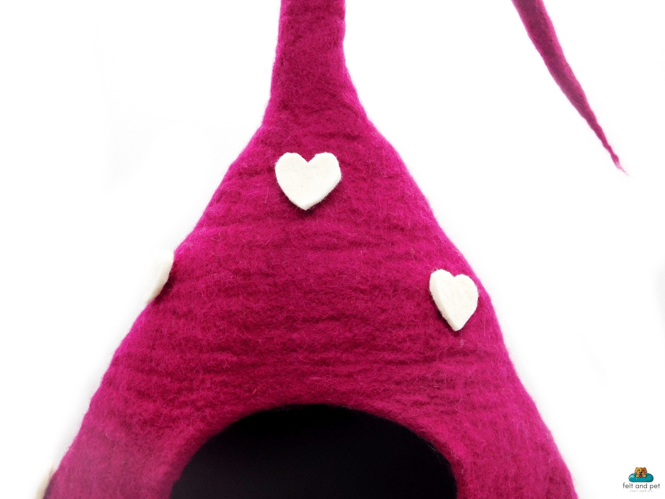 Cozy And Designer Pet Bed - Handmade Felt Cat Cave - Wool Pet Furniture - Gift For Your Cat - Eco-friendly
