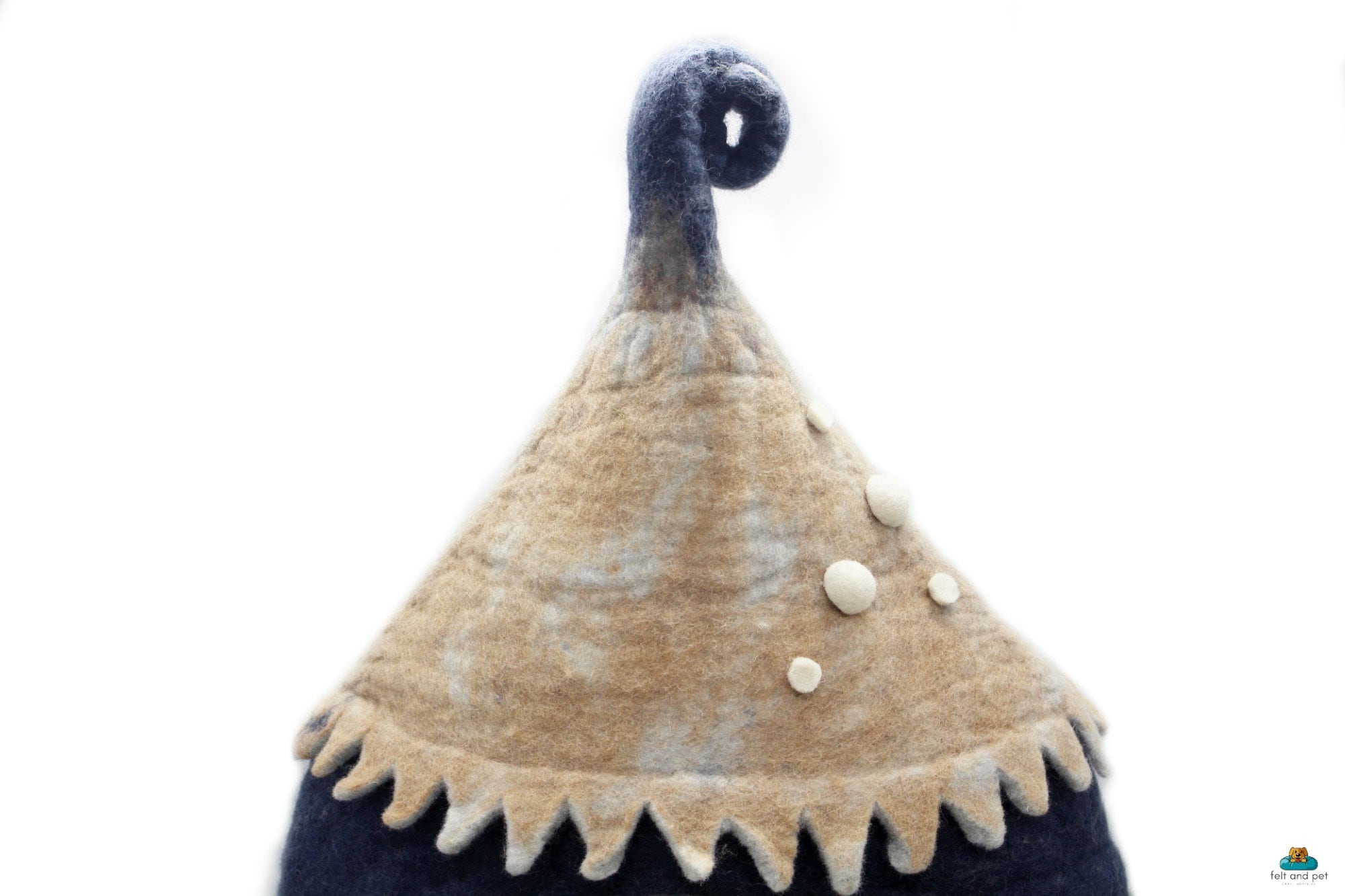 Wool Felt Cat Bed - Modern Cat Hut - Authentic Design Pet Bed - Warm Kitty Cave - Felt Hide & Seek - 100% Pure Wool