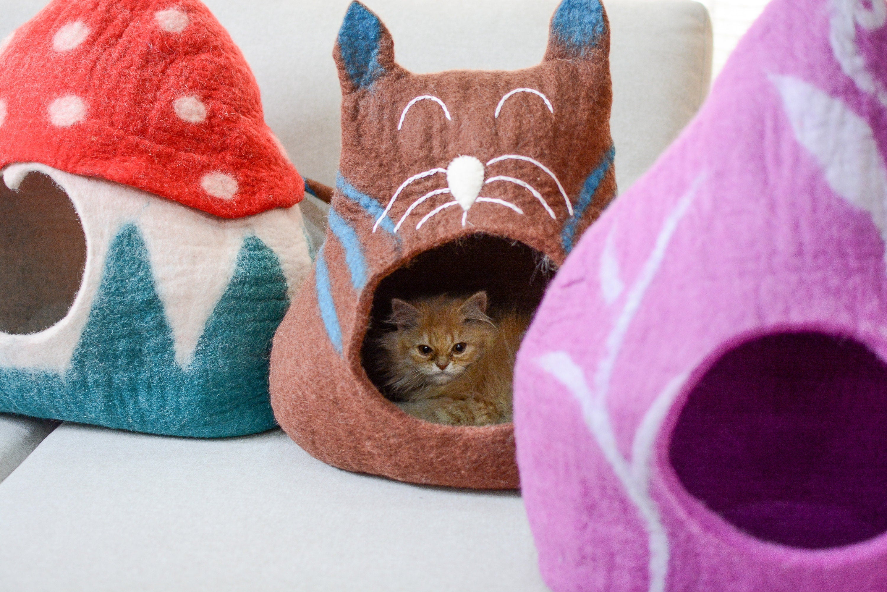 Modern Cat Bed - Felt Kitty Basket - Warm and Comfy - Handmade Pet House - Choose Your Own - Kitty Nest - Gifts