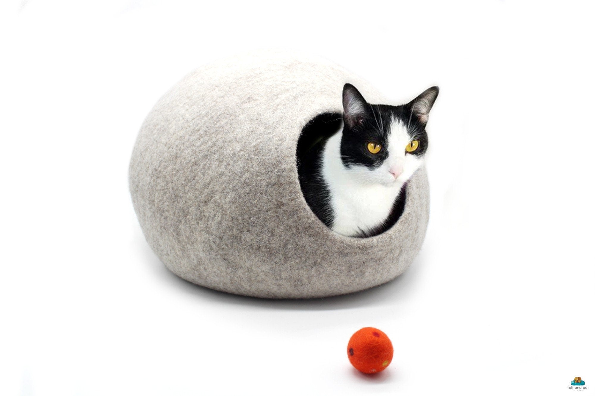 Wool Felt Cat Cave - Natural Grey Cat Bed - Furniture For Your Pet - Wool Pet Bed