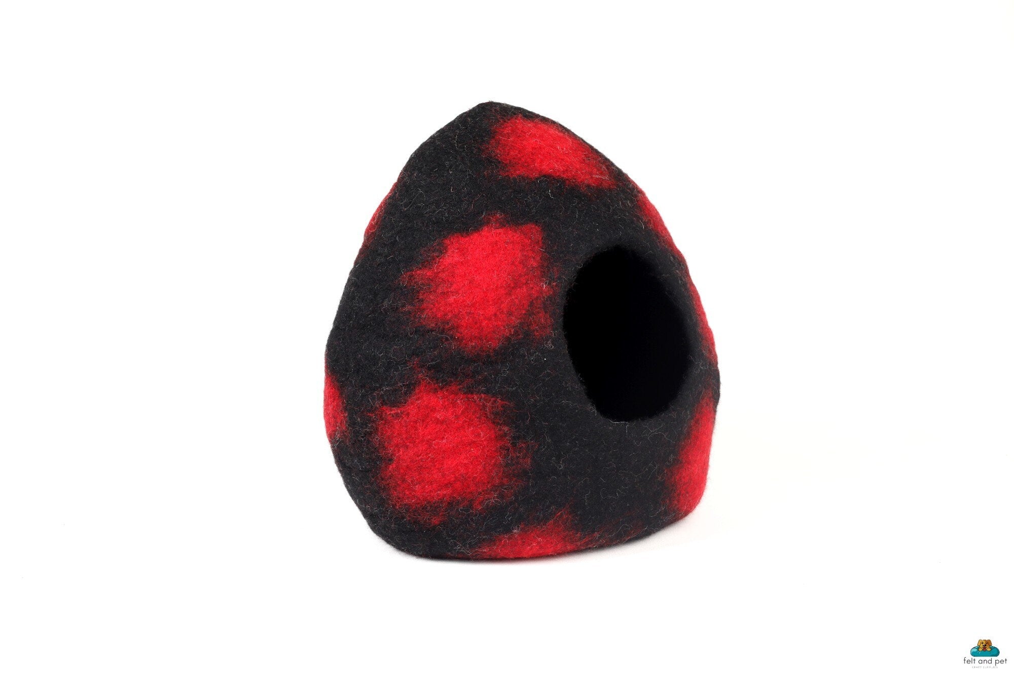 Black with Red Spot Cat Cave Bed - Polka Dot Wool Cocoon - Kitty Warmer - Kitty Nest - Cat Woolen House
