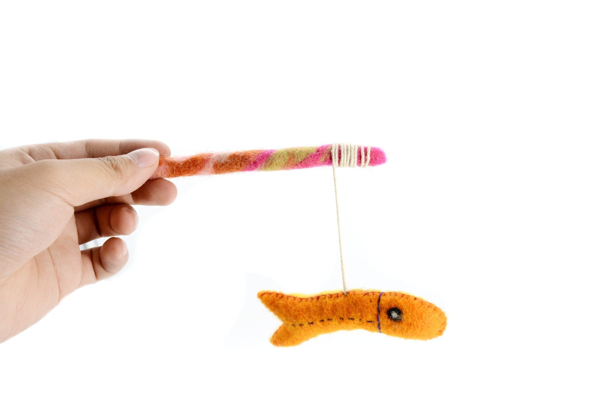 Bacchetta giocattolo per gatti in feltro di lana fatta a mano – Giocattolo a forma di pesce, set da 2