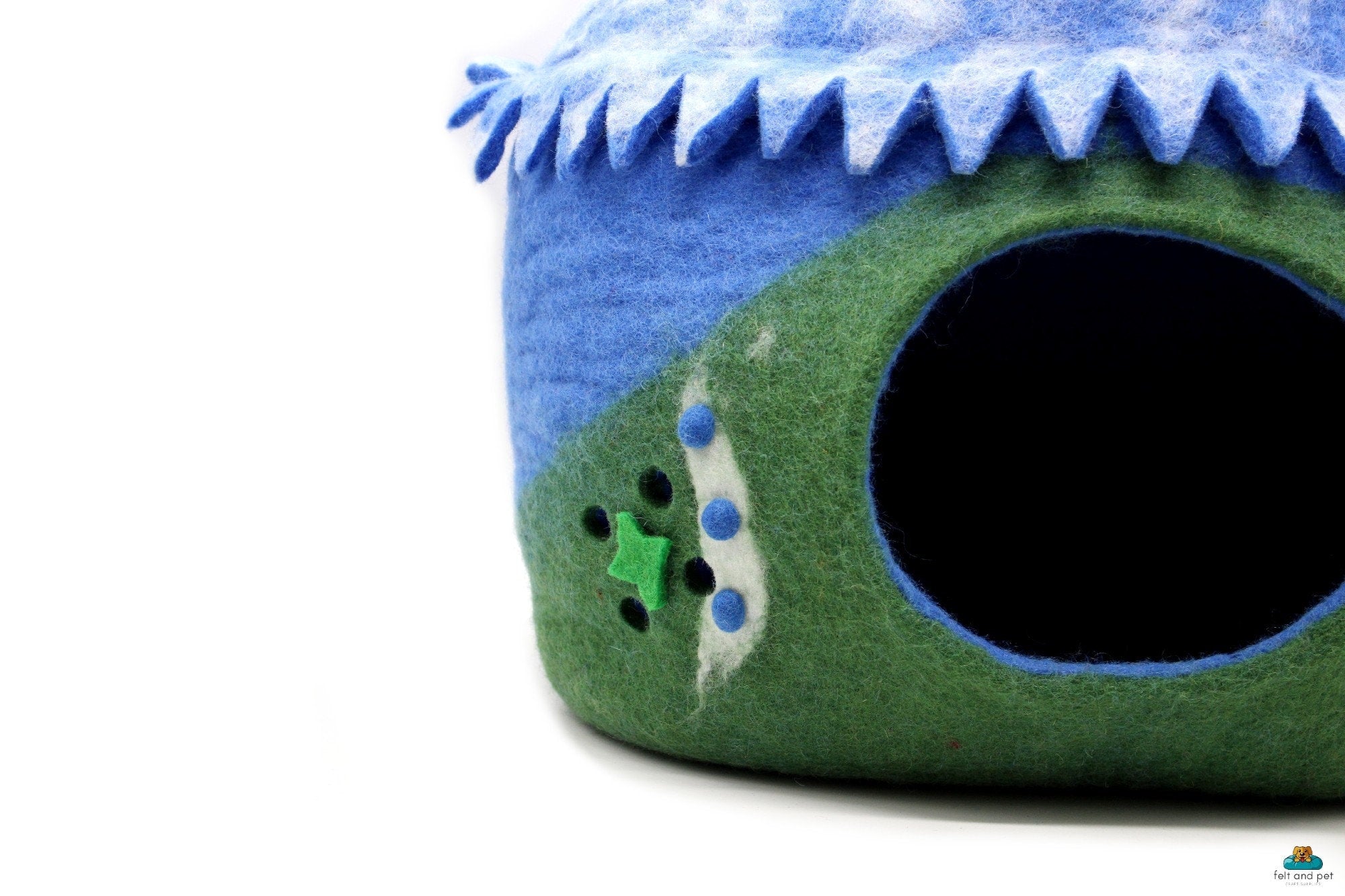 Wool Felted Cat House - Unique Design Tie-Dye Pet Bed - 100% Natural Wool - Fur Haven