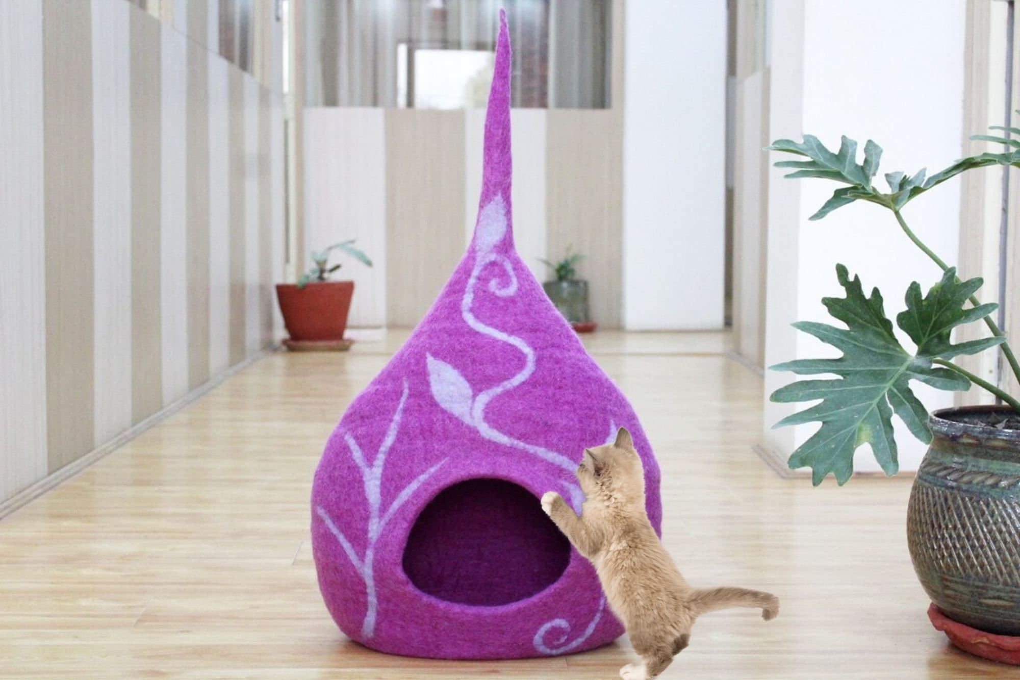 Handmade Cat Cave- Wool Pet Bed- Felt Cat House- 100% Pure Wool Cave- No Harmful Chemicals Used To Dye