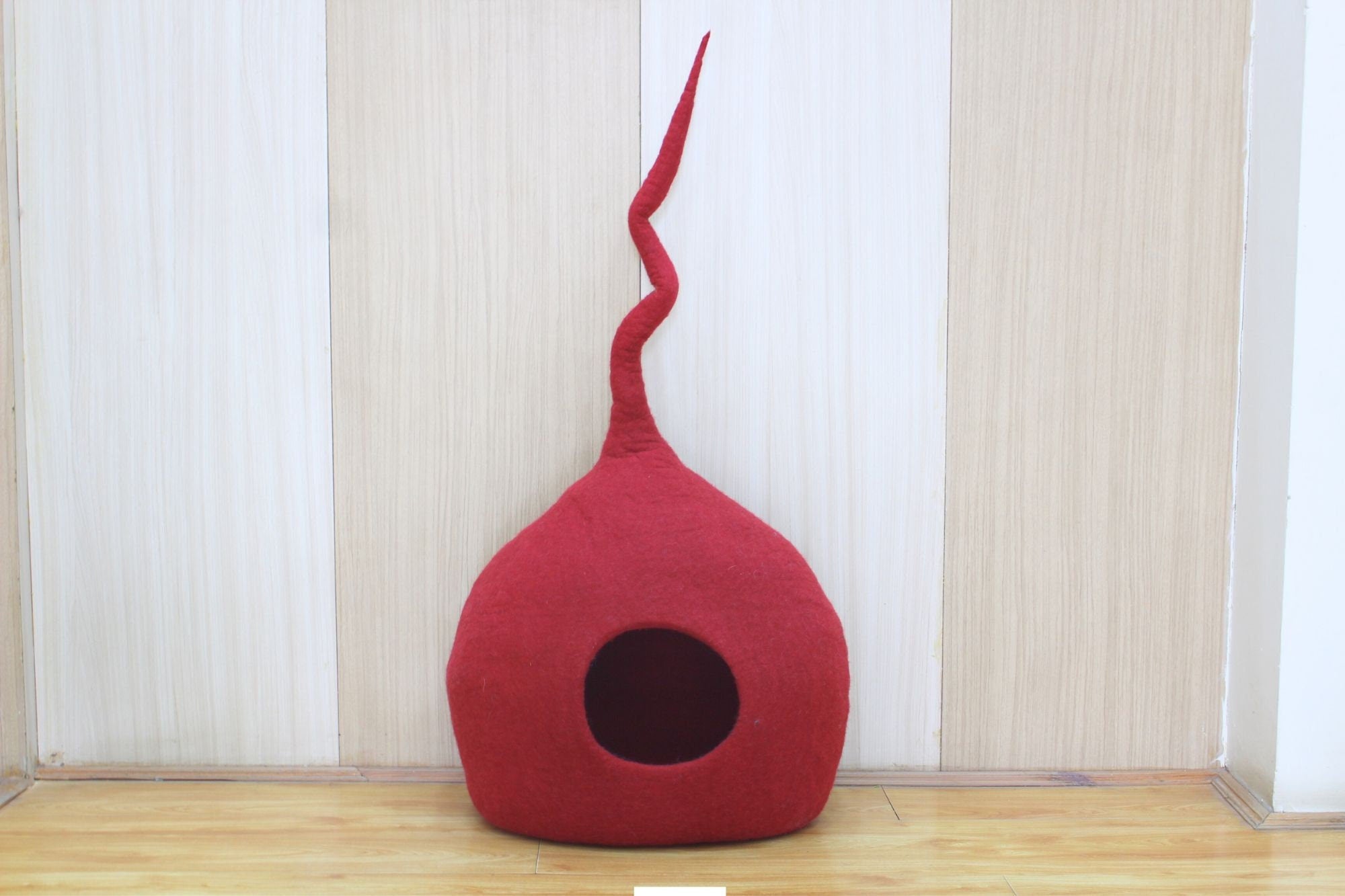 Elegante cuccia per gatti in feltro con simpatico copricoda - Cuccia in lana per gatti - Regalo per gli amanti degli animali