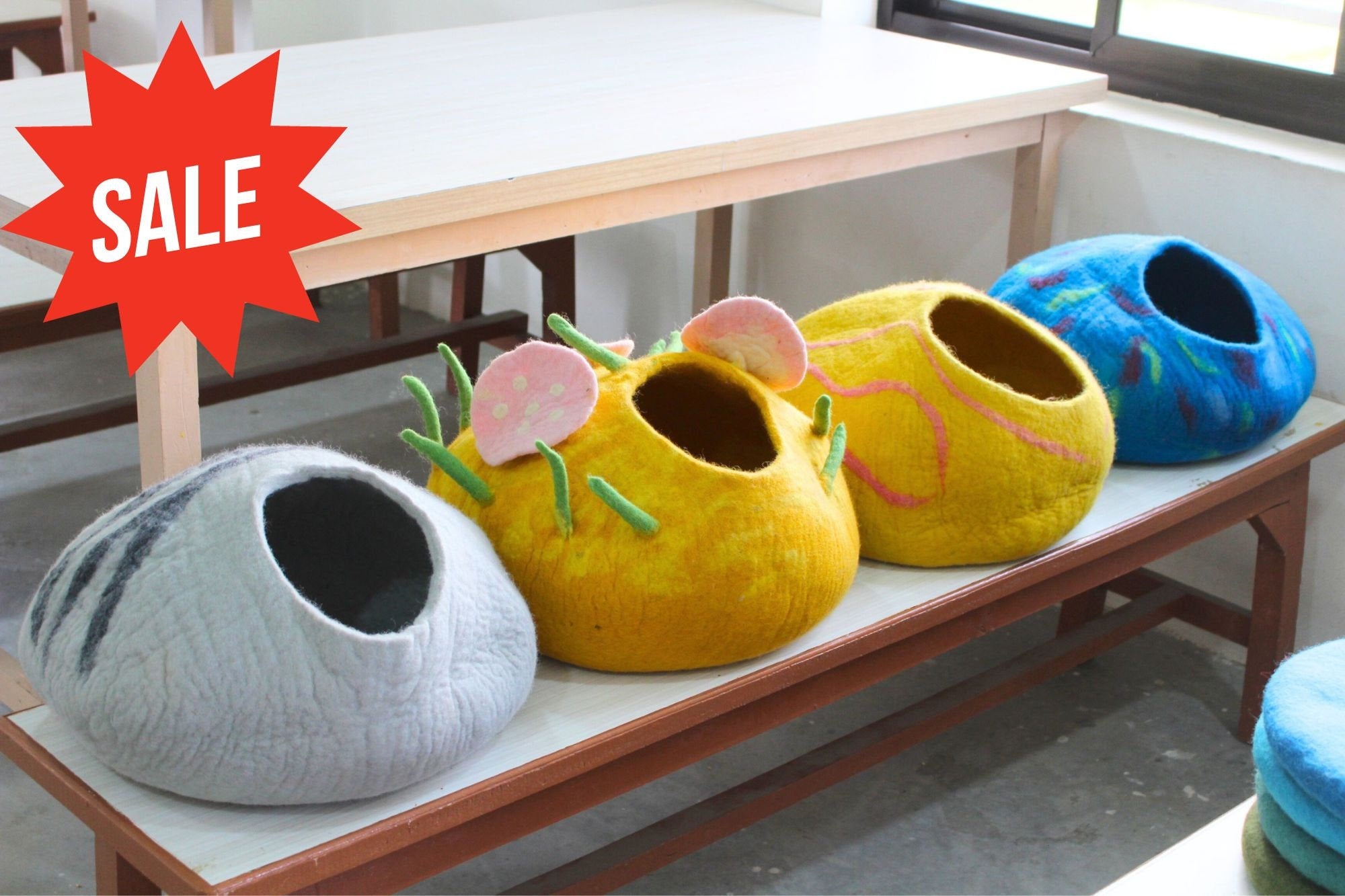 Wool felt cat Bed - Wool Cat Cave - Soft and Durable Pet Bed, Vessel, - Pet-Friendly Cave