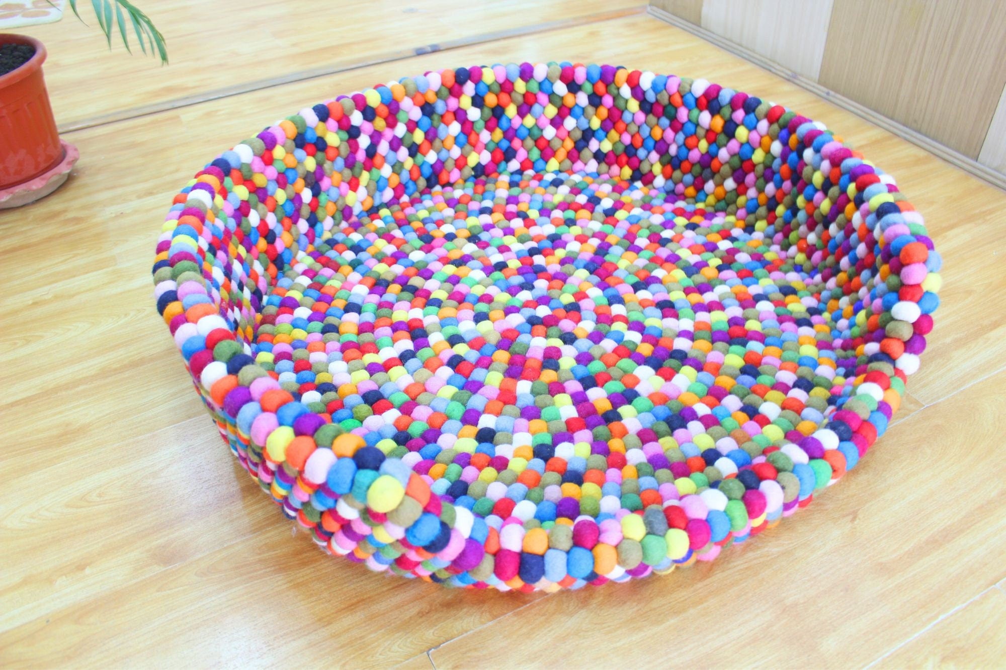 Large Felt Ball Dog Basket - Cozy Felt Dog Bed - Modern Pet Bed - Premium Multi-color Couch - Warm Pet Furniture