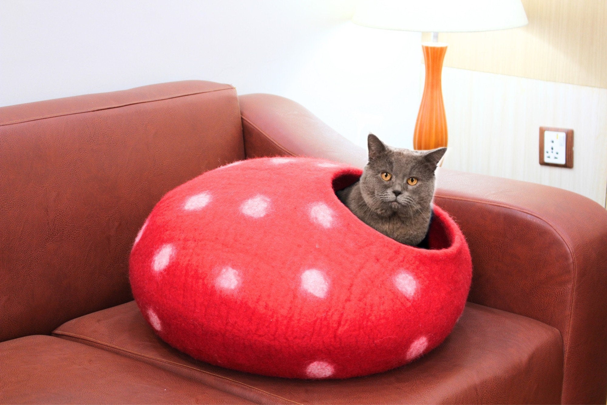 Strawberry Design Cat Cave - Handmade Wool Pet Bed - Wool Furniture For Pets - Felt Natural Cat Bed
