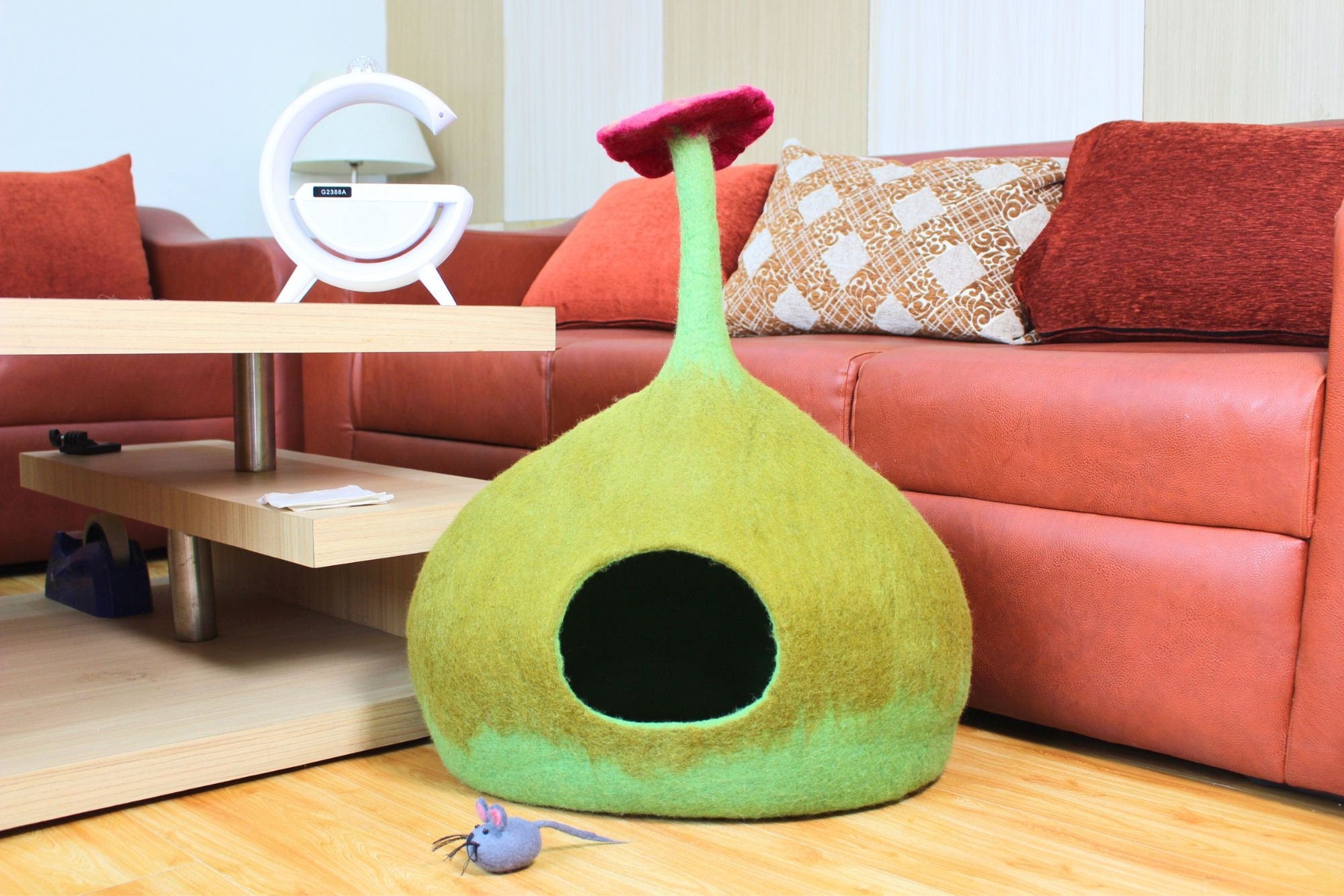 Flower Top Felted Cat Cave In Dual Shade| Hand Felted Cat House| Wool House Made Of Pure Wool| Soft And Warm Felted Hideaway| Cat Dome|
