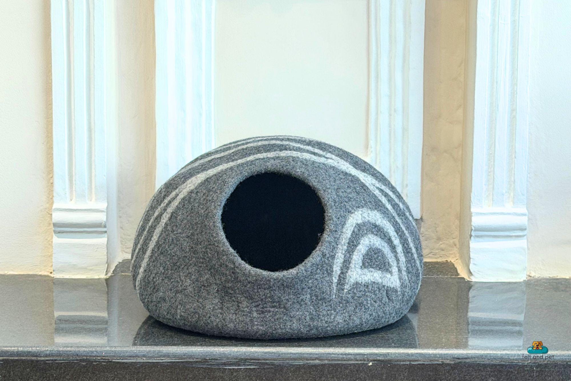 Stone Gray Felt Cat Bed with White Stripes – Handcrafted Wool Cat Cave, Cozy Hideout, Modern Home Décor