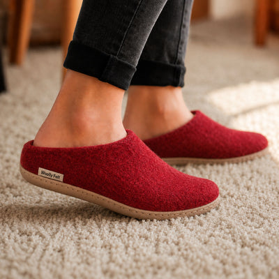 Maroon Handmade Wool Felt Indoor Slipper with Leather Sole