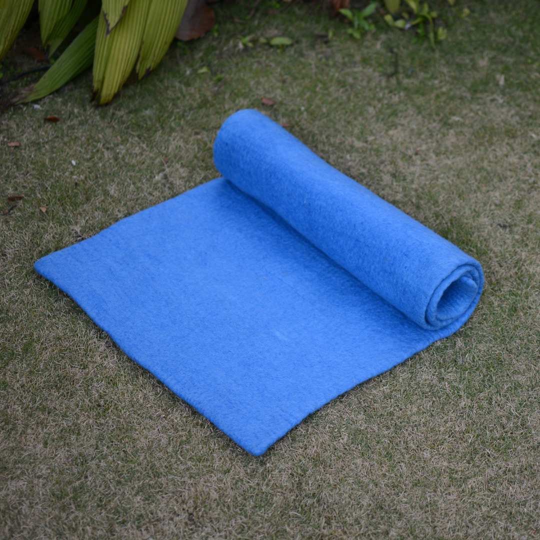 Håndlavet blå uldfilt yogamåtte naturlig meditationsmåtte