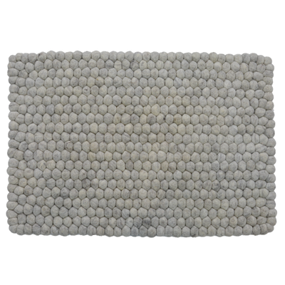 Tapis en laine feutrée boules marbrées grises fait main