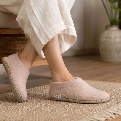 Rose Pink Handmade Wool Felt Indoor Shoes with Leather Sole