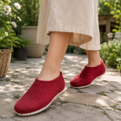 Maroon Handmade Wool Felt Indoor Shoes with Leather Sole