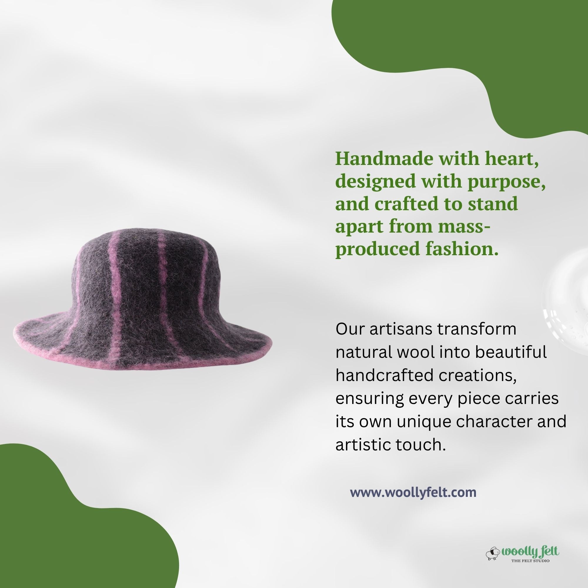 Élégant chapeau en feutre de laine violet avec doublure rose