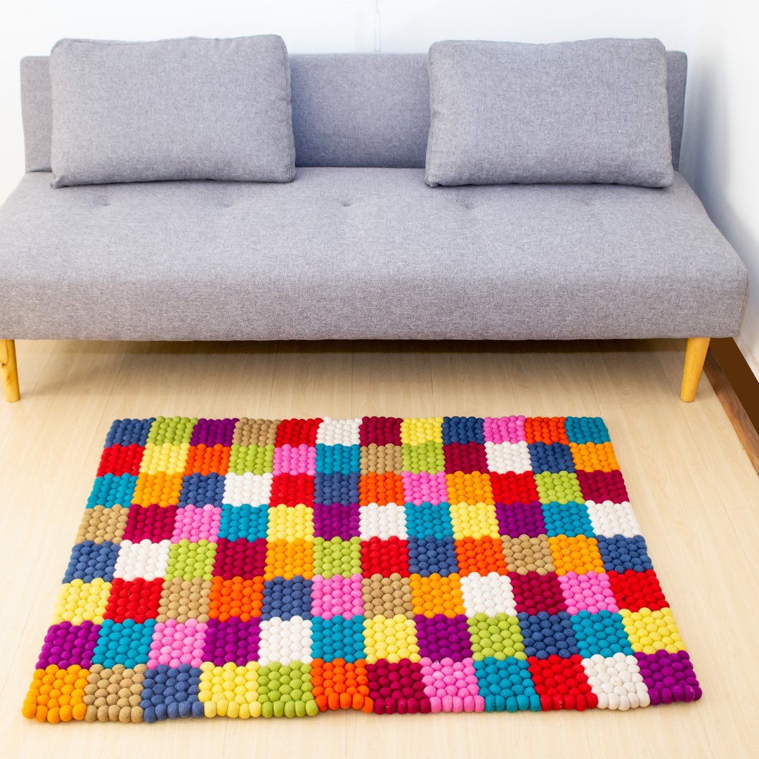 Tapis rectangulaire en laine double épaisseur multicolore fait à la main