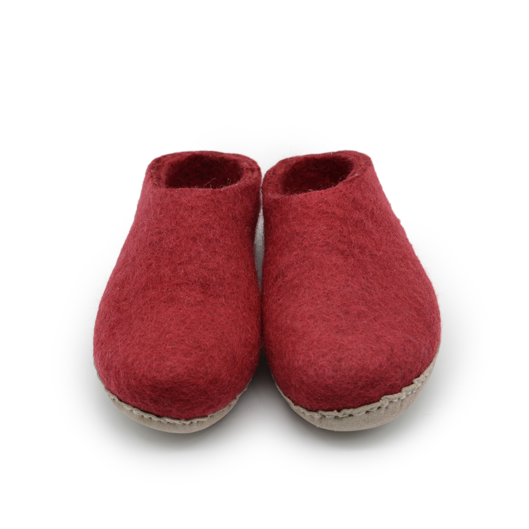 Maroon Handmade Wool Felt Indoor Slipper with Leather Sole