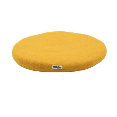 Coussin de chaise en feutre jaune fait main