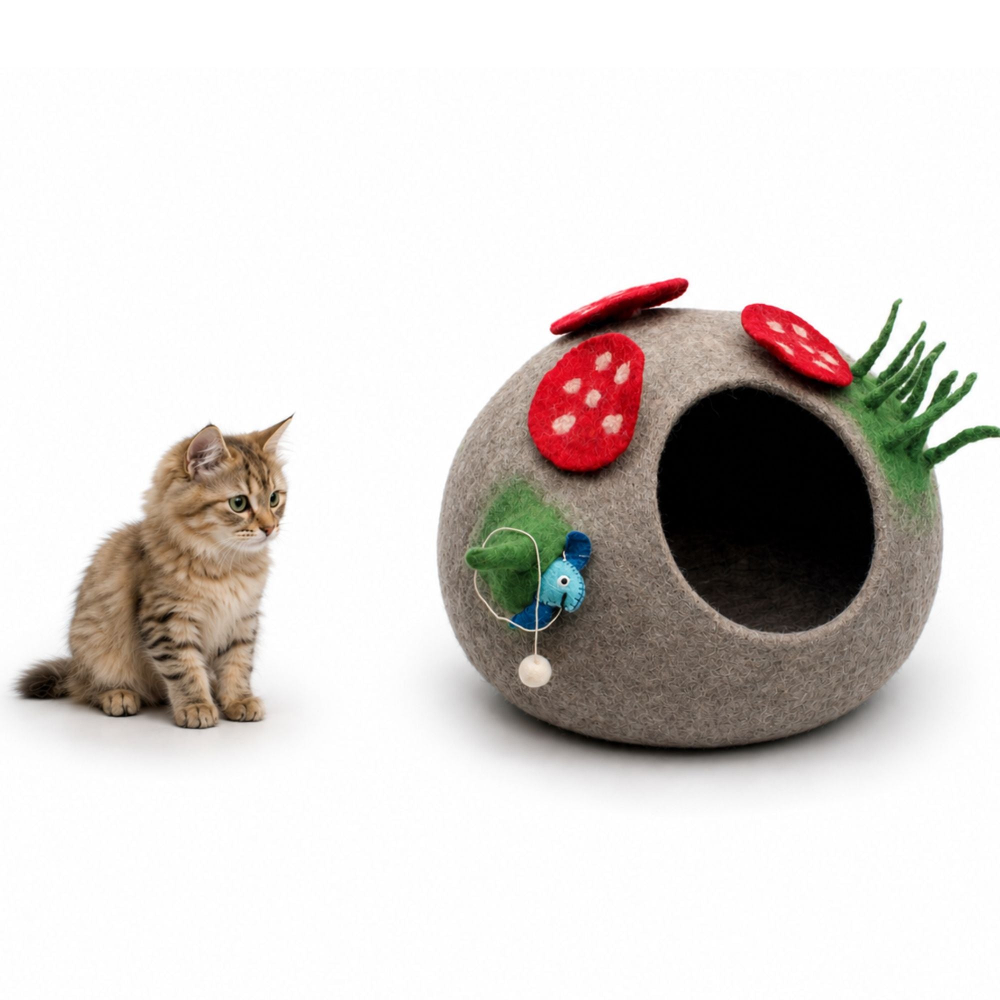 Round Felts Cat Cocoon In Unique Design - Wool Pet Bed - Hand-Felted Cat Bed Using 100% Pure Sheepskin - Durable And Comfy Cat Furniture