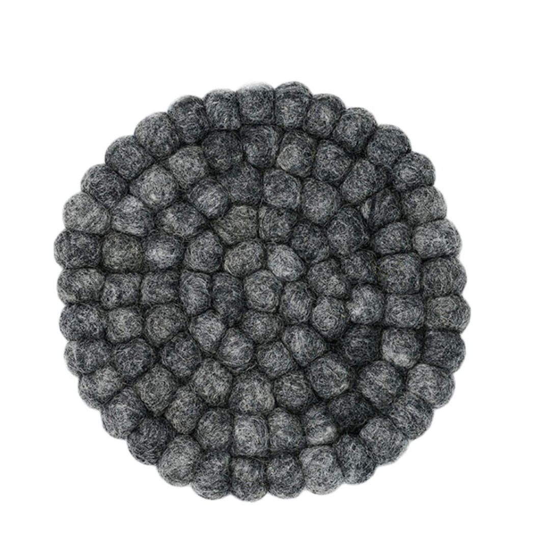 Dessous de plat et dessous de verre en boules de feutre de laine faites à la main gris anthracite, protection de table
