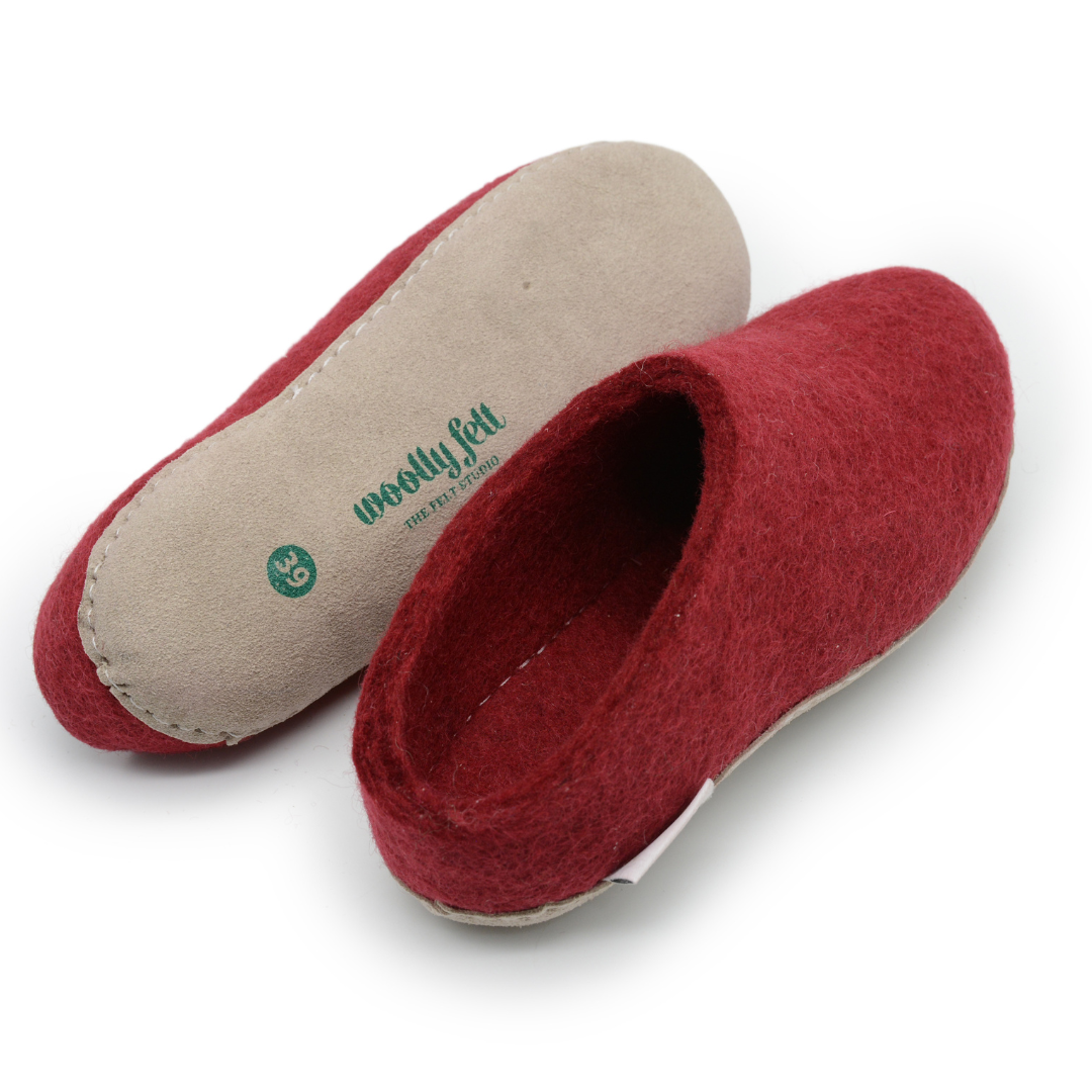 Maroon Handmade Wool Felt Indoor Slipper with Leather Sole