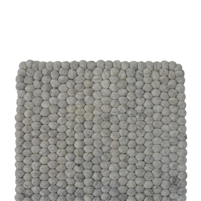 Tapis en laine feutrée boules marbrées grises fait main