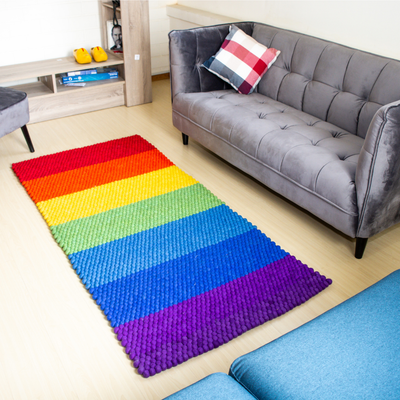 Handgeknüpfter Regenbogen-Wollteppich fürs Kinderzimmer