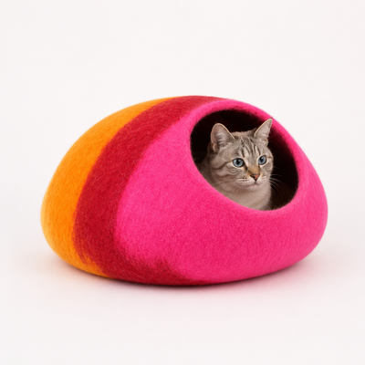 手作りレインボーウール猫用洞窟 – カラフルなフェルト猫用ベッド