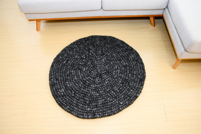 Handmade Charcoal Gray Felt Ball Wool Round Area Rug