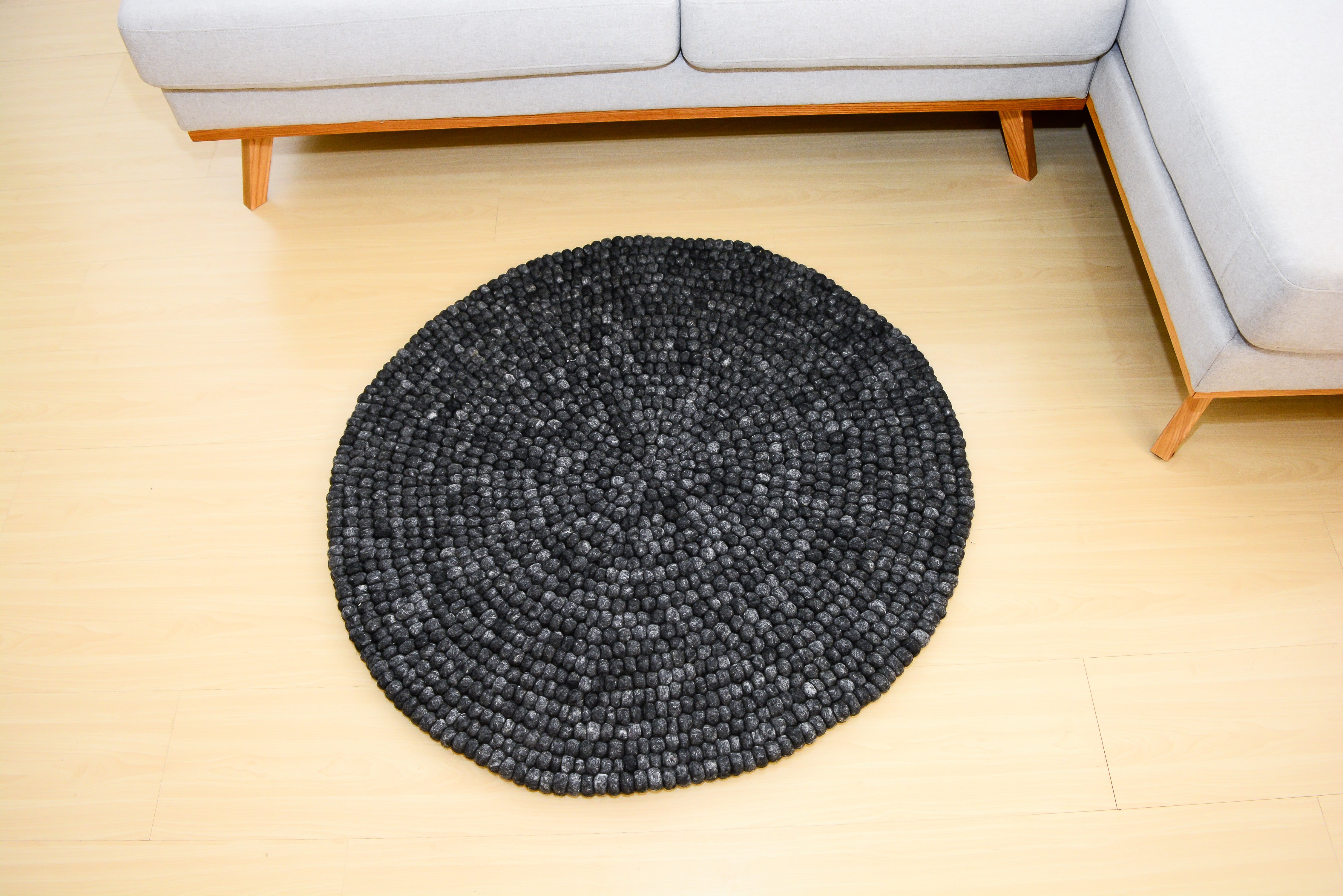 Handmade Charcoal Gray Felt Ball Wool Round Area Rug