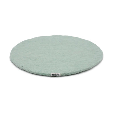 Coussin de chaise plat uni bleu menthe fait main en feutre fin de laine