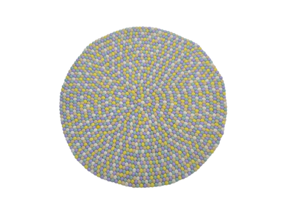 Tapis rond artisanal en feutre de laine à boules pastel
