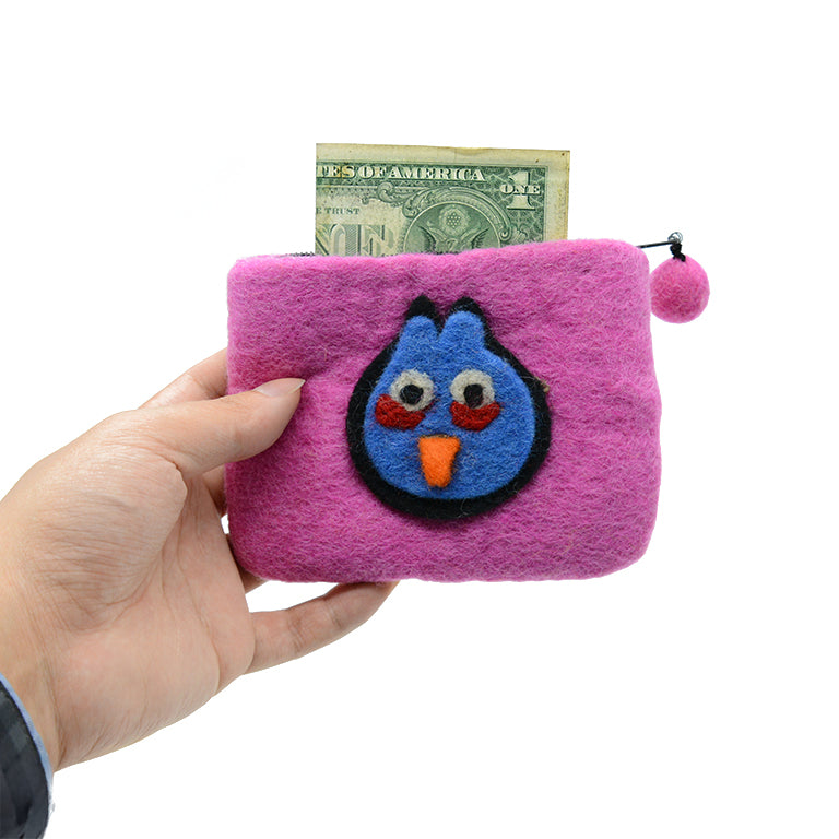 Rosa Münzgeldbörse aus Wollfilz mit blauem Angry-Bird-Motiv