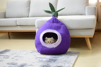 Grotte de chat en feutre Radish Design Lit pour chat en laine fait main